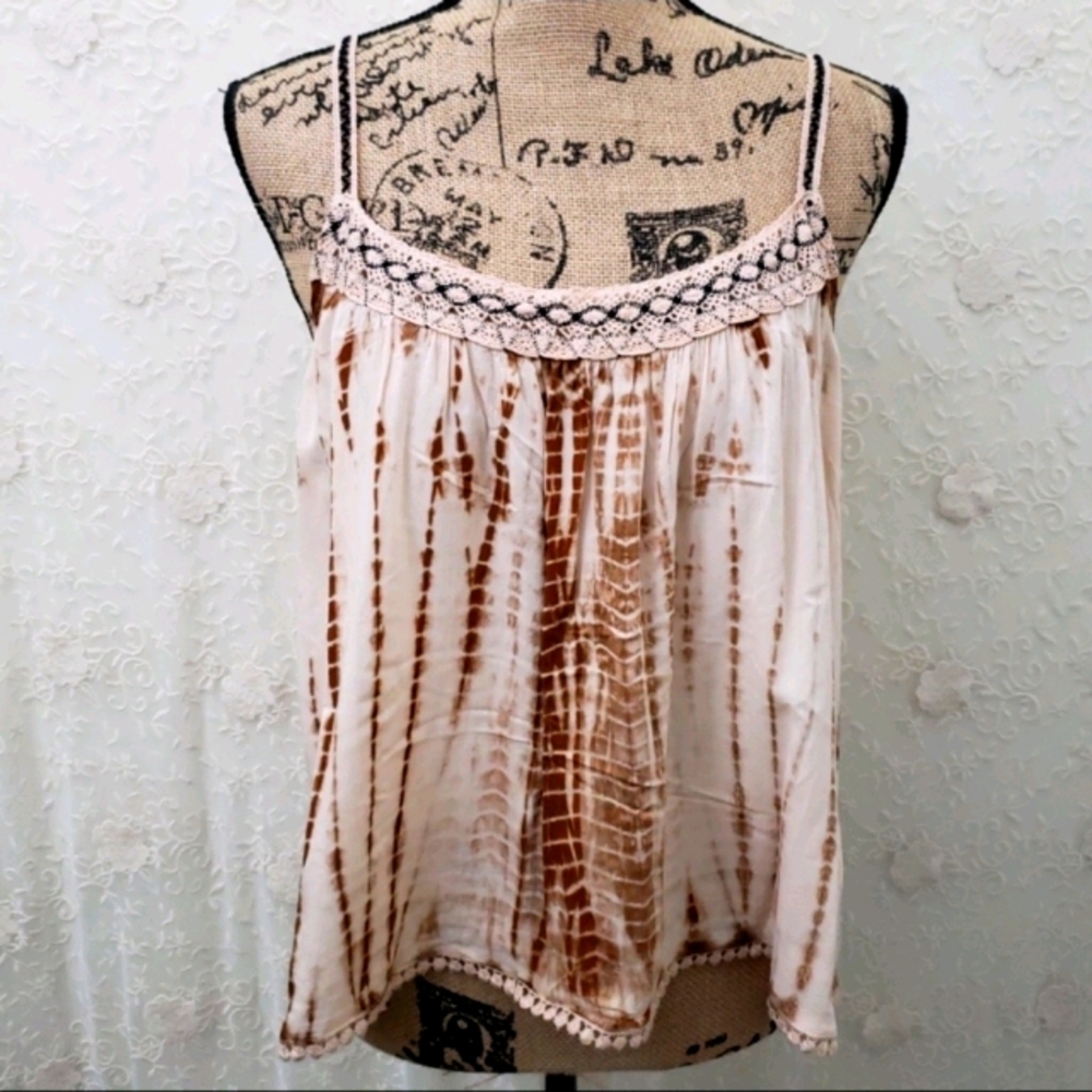 American Eagle Outfitters flowy tank top